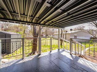 318 Spring Valley St, Gun Barrel City, TX 75156