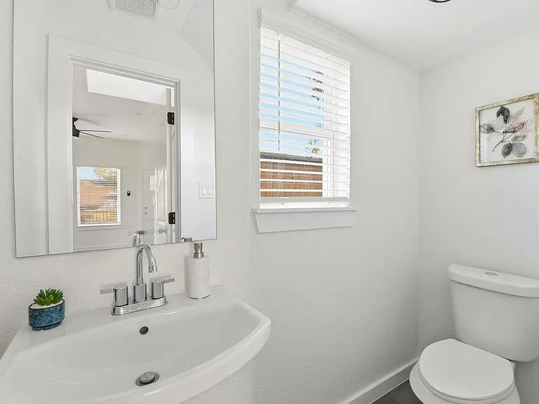 6417 Eastland St #A — Photo 24