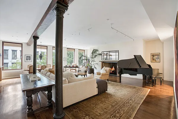 Sold by Compass | media 15