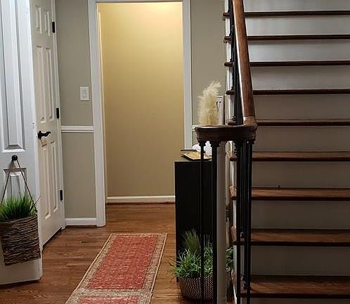 4th image of 617 Dover Pl