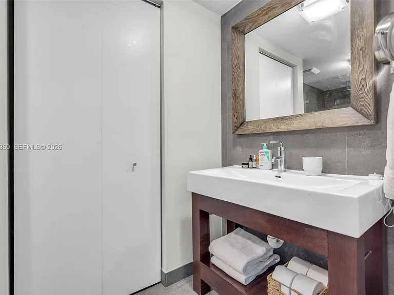 690 SW 1st Ct #Penthouse II16 — Photo 13