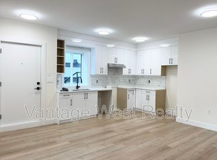 897 Carnoustie Dr #2, Kelowna, BC V1P0A3