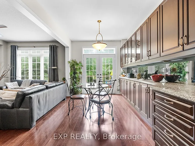 450 Worthington Ave #24 — Photo 8