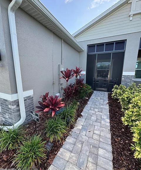 3010 Avalonia Dr — Photo 12