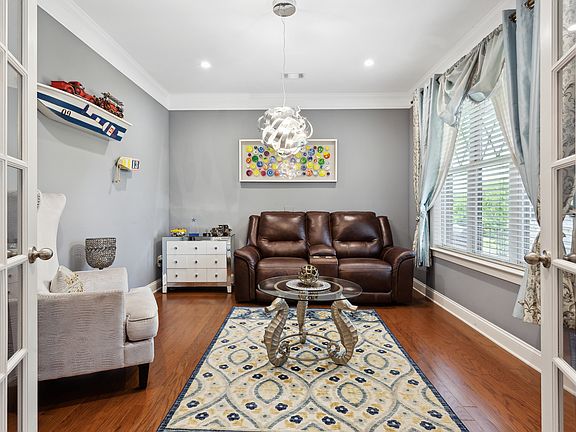 5th image of 6315 Carleen Ct
