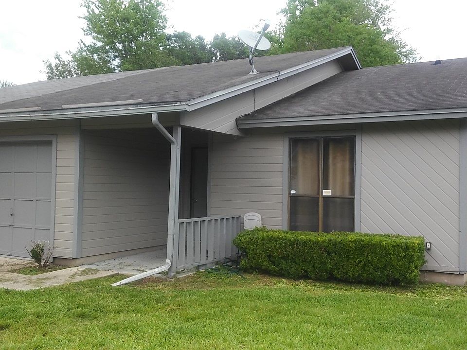 1st image of 1343 Bay Hill Blvd #B