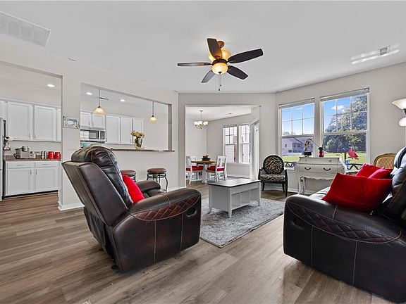 4th image of 3221 Kenton Ct