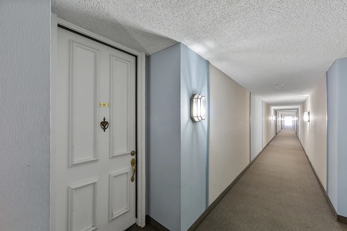Building Photo - 412 N Bellflower Blvd