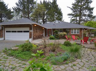116 Hills Ln, Cannon Beach, OR