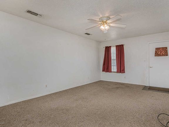 3rd image of 503 Elm Ave