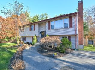 30 Grants Pl, Abington, MA 02351