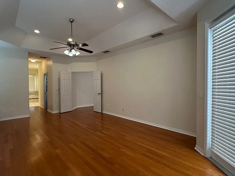 1653 Cherry Ridge Dr — Photo 38