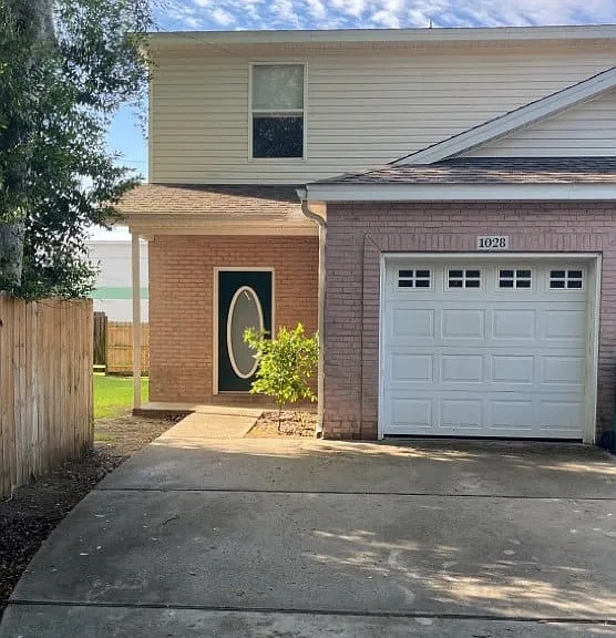 1028 Anniston Ct — Photo 1