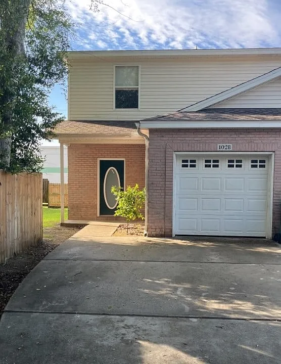 1028 Anniston Ct