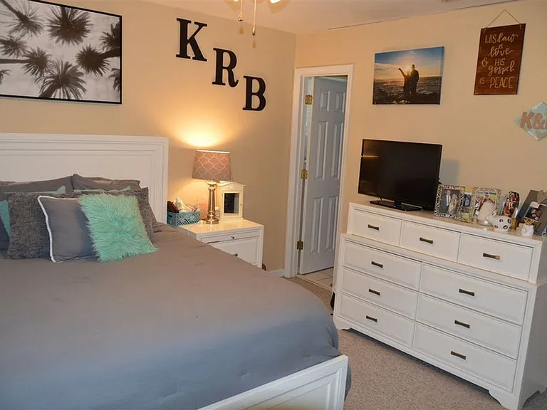 2173 Timberwood Cir S — Photo 9