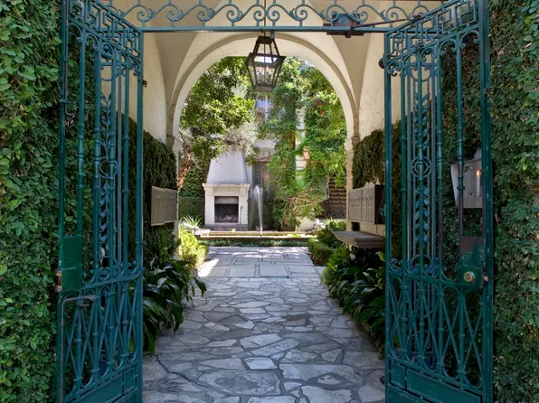 450 N Sycamore Ave APT 11, Los Angeles, CA 90036