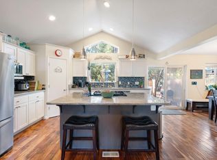 11122 Lime Kiln Rd, Grass Valley, CA 95949