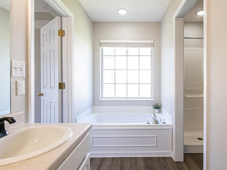 1315 Hunters Way Ct — Photo 18