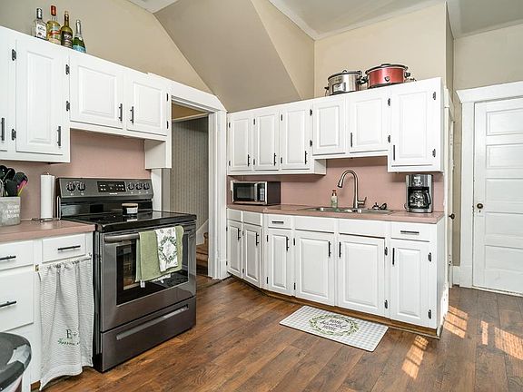 4th image of 606 E Wolfe St