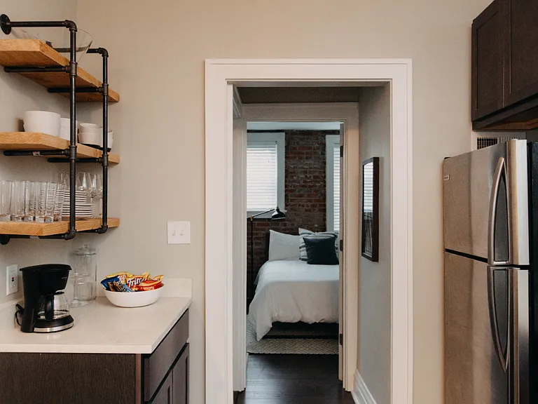 4231A Swan Ave — Photo 8