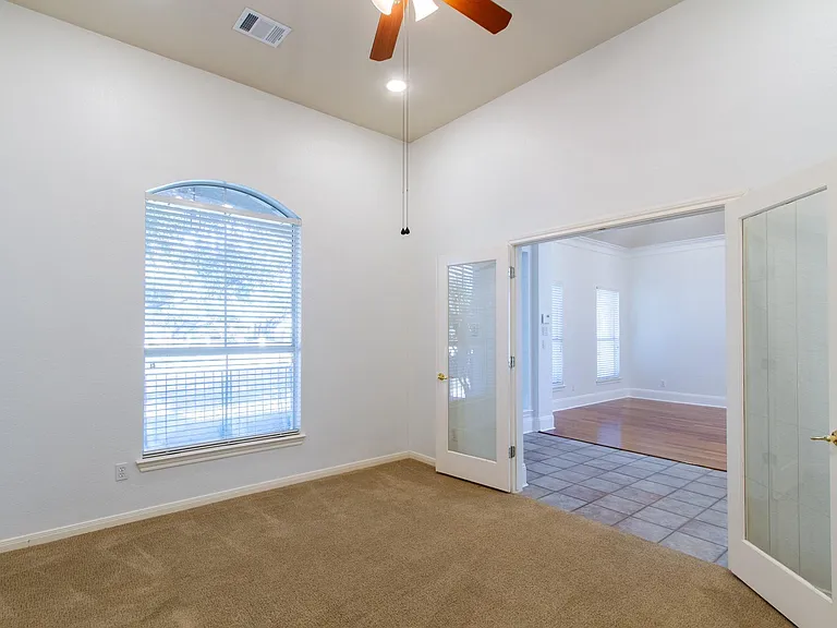 31 Lost Meadow Trl — Photo 8