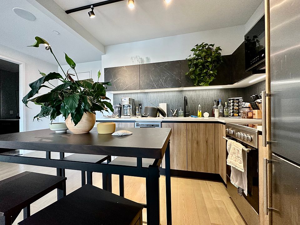 1st image of 880 Rogers Ave #401