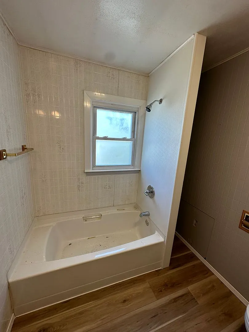Updated 2 bedroom home! — Photo 4
