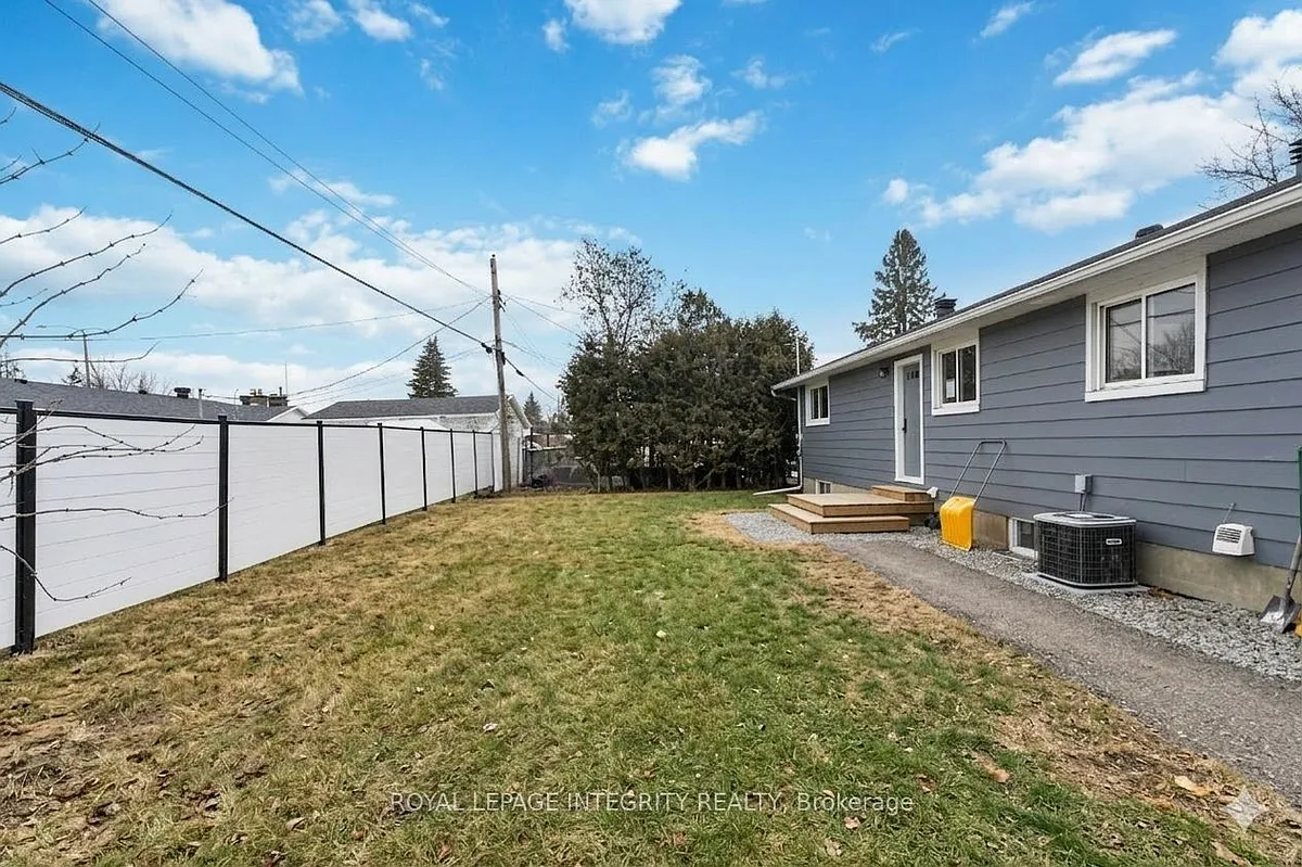 Building Photo - 1398 Jamison Ave #B