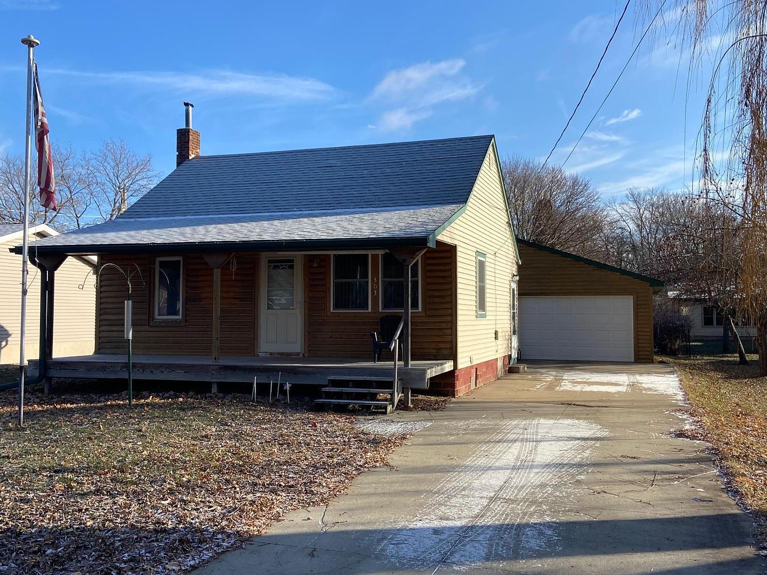 303 NW California St, Brownsdale, MN 55918 Zillow