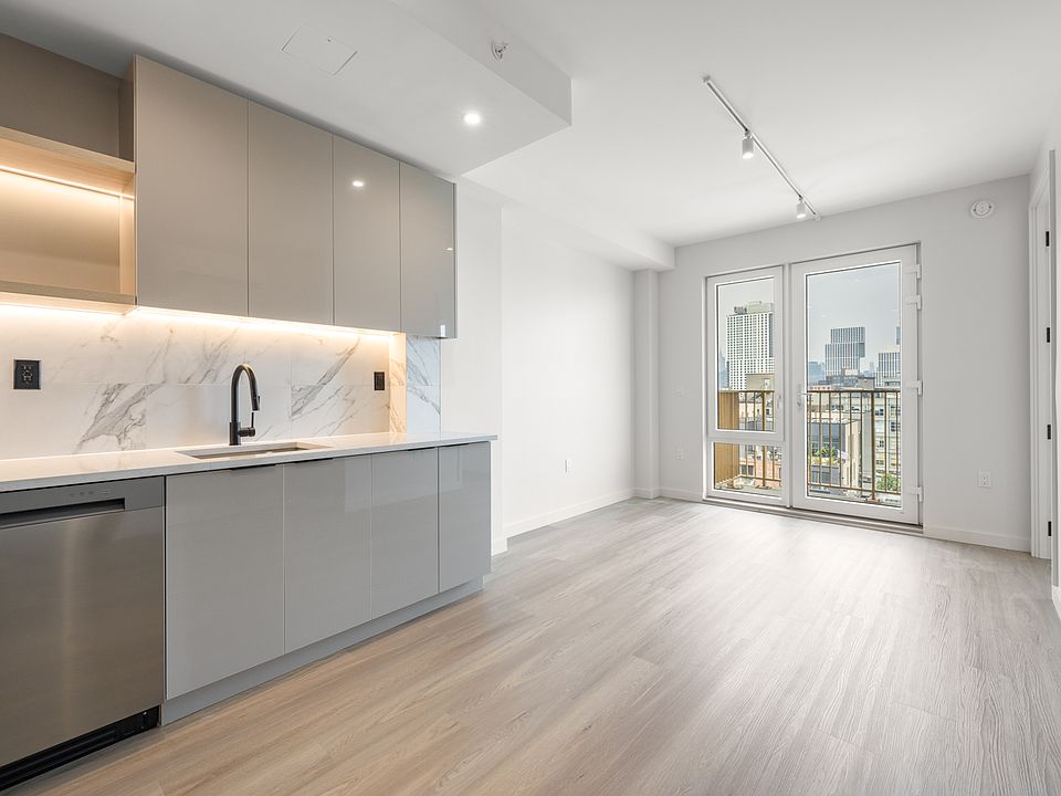 1st image of 74 West St #5A