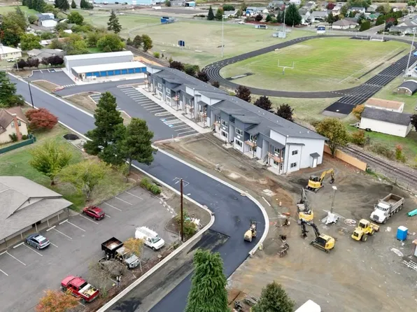 400 SE Grant St #2, Sheridan, OR 97378