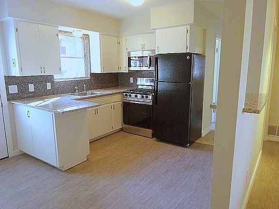 2nd image of 3203 Lafayette Ave #A