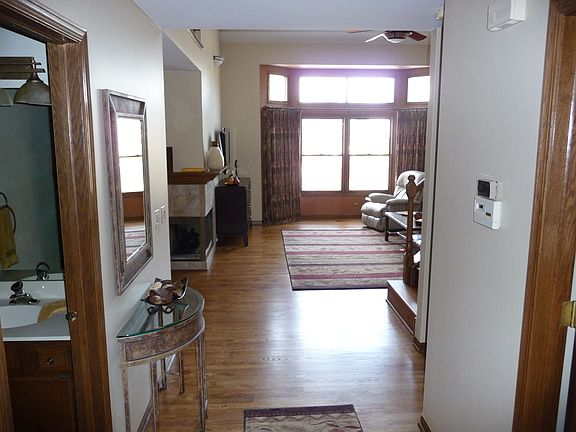 2nd image of 10424 Morningside Ct