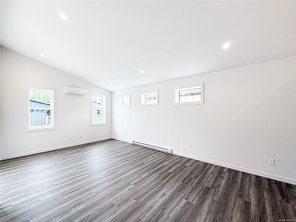 4th image of 3025 Royston Rd #34