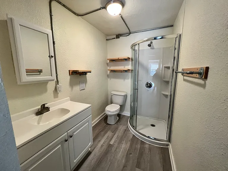 115 N Main St #11 — Photo 8