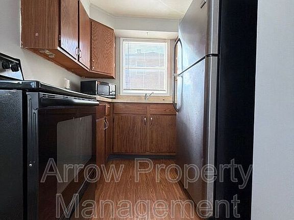 5th image of 5501 Benton St