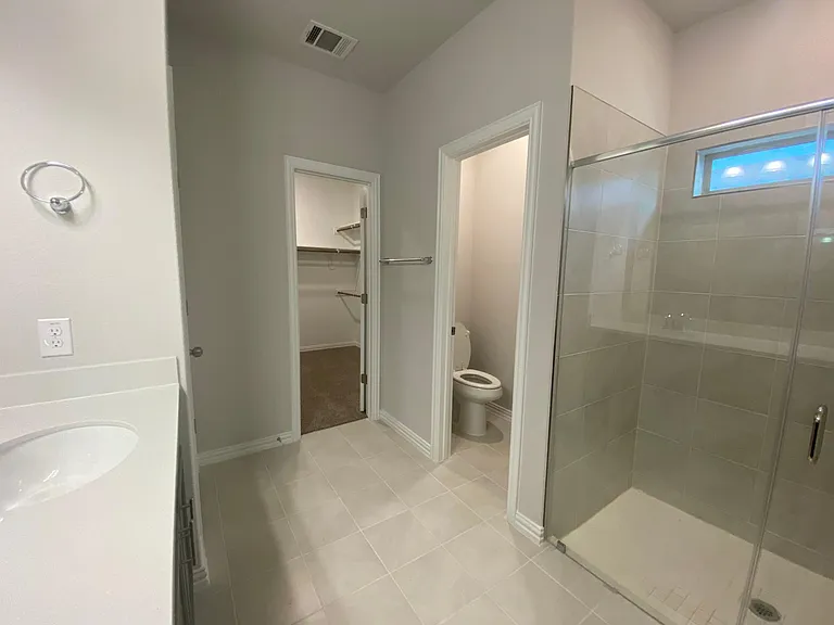 609 Silent Creek Cv — Photo 20