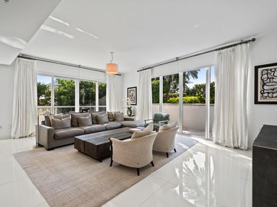50 S Pointe Dr #TWN5, Miami Beach, FL, 33139