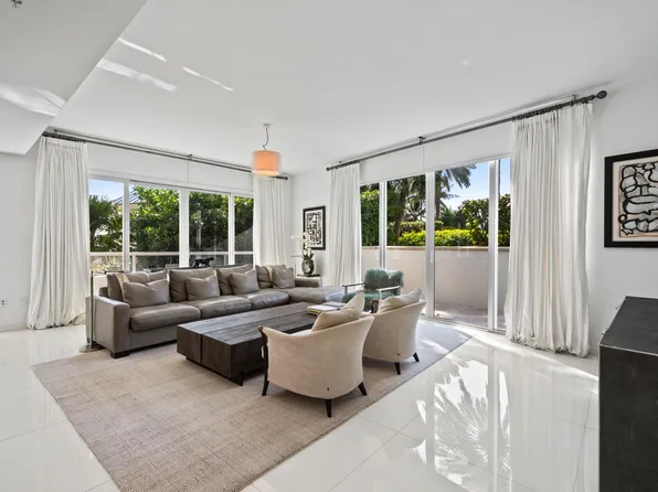 50 S Pointe Dr #Twn5, Miami Beach, FL 33139