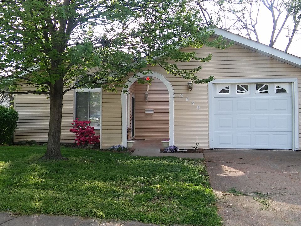 1st image of 2850 Sherwood Dr