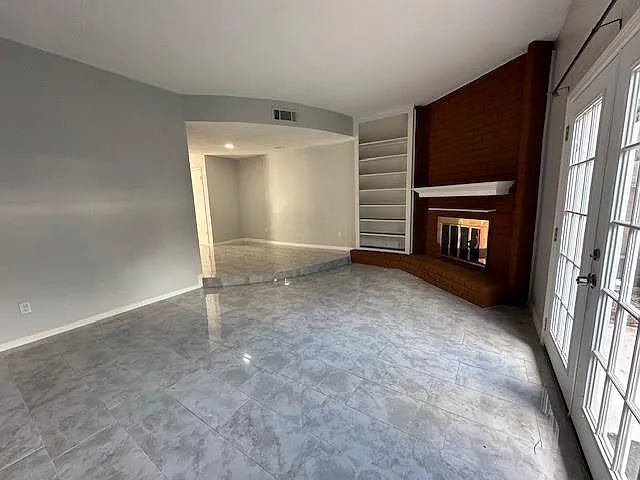 7700 Creekbend Dr #109 — Photo 17