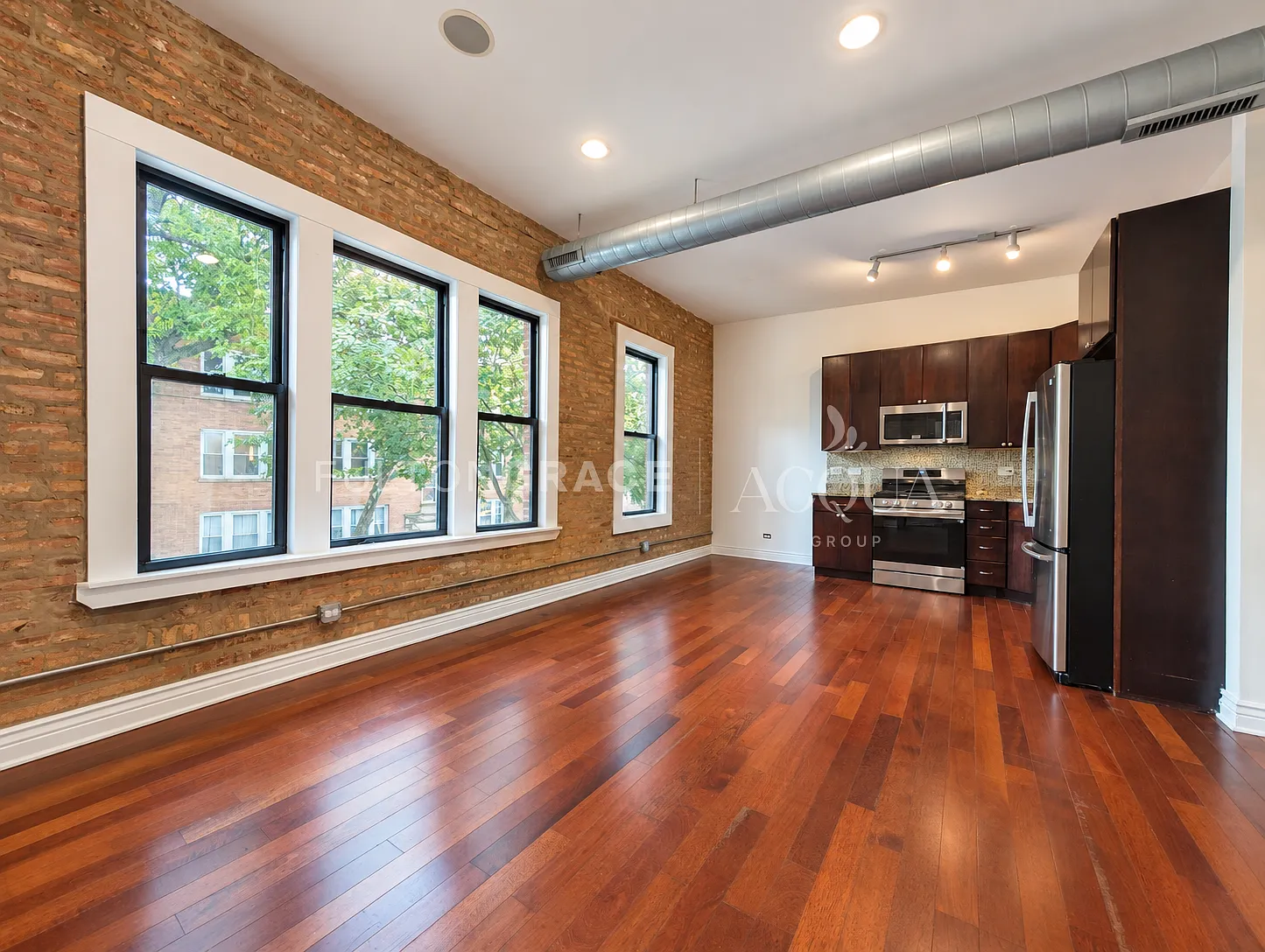 2 bed, 800 sqft, $2,795 — Photo 1