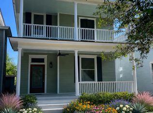 718 E Henry St, Savannah, GA 31401