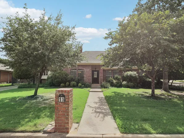 11 Valley Wood Ct, Trophy Club, TX 76262