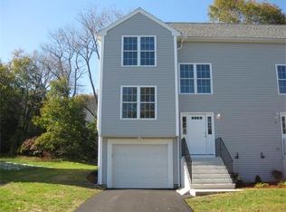 10 2nd Ave, Dudley, MA 01571