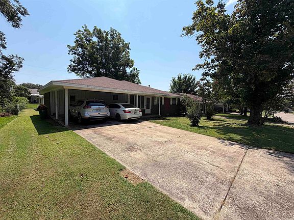 2nd image of 5812 Del Prado Dr