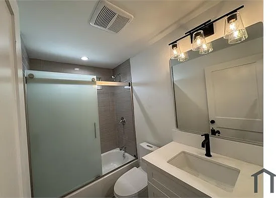 816 E 87th Pl #75 — Photo 11