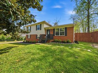3450 Emerson Dr SE, Cleveland, TN 37323