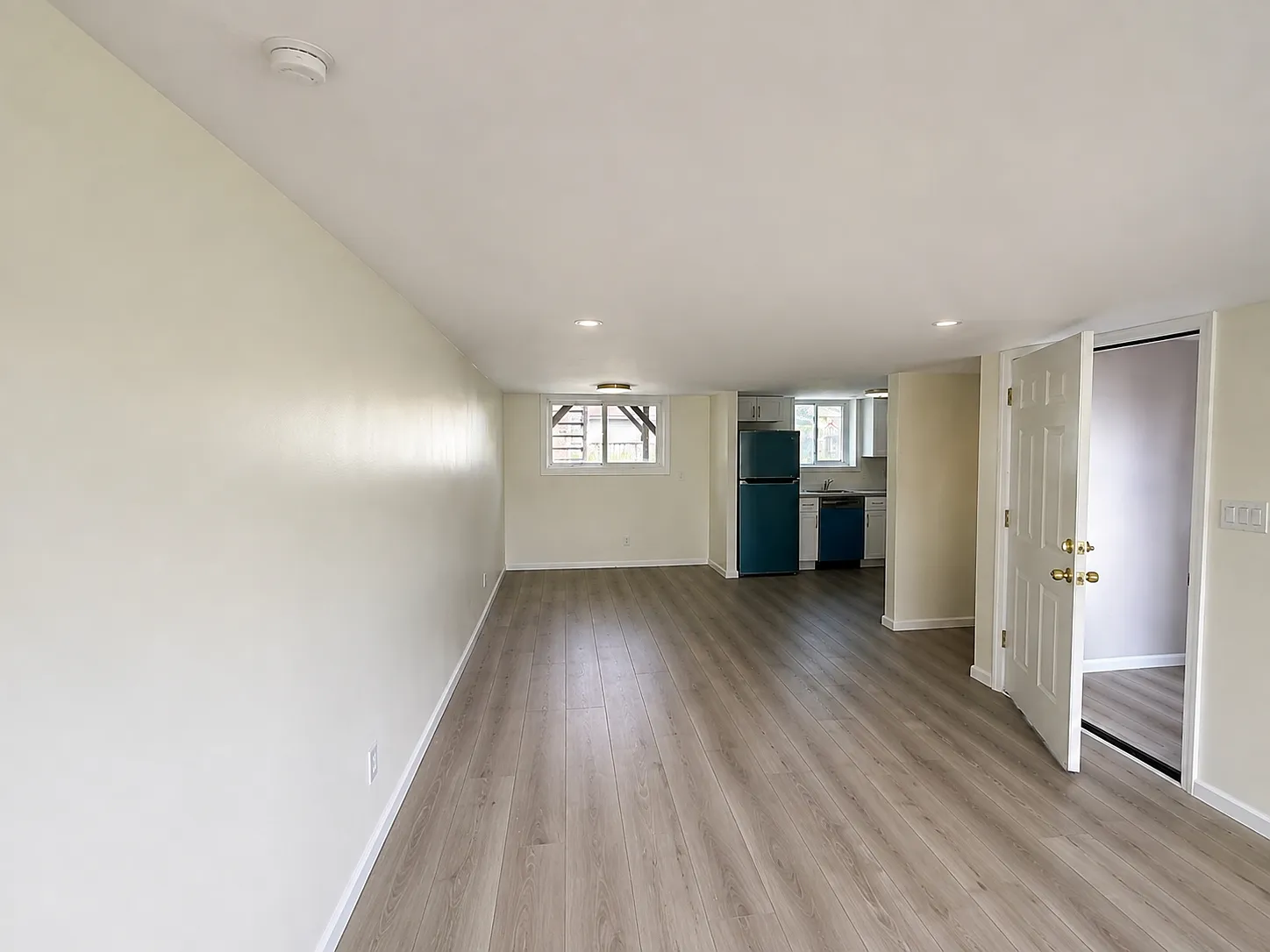 153 Argus Dr — Photo 4