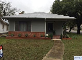 295 S Santa Clara Ave, New Braunfels, TX 78130